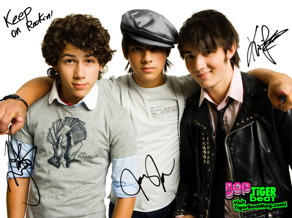 JonasBrothers1028x768TigerBeat.jpg